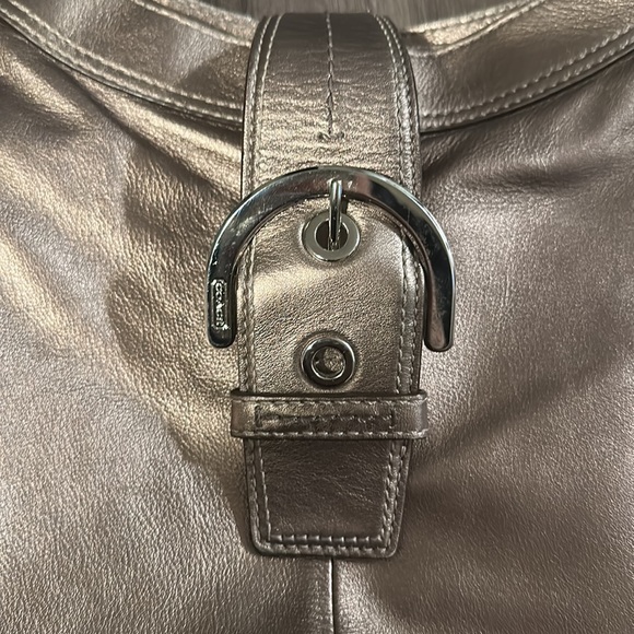 Coach Shoulder Bag, Matching Wallet and Pin - Picture 3 of 11